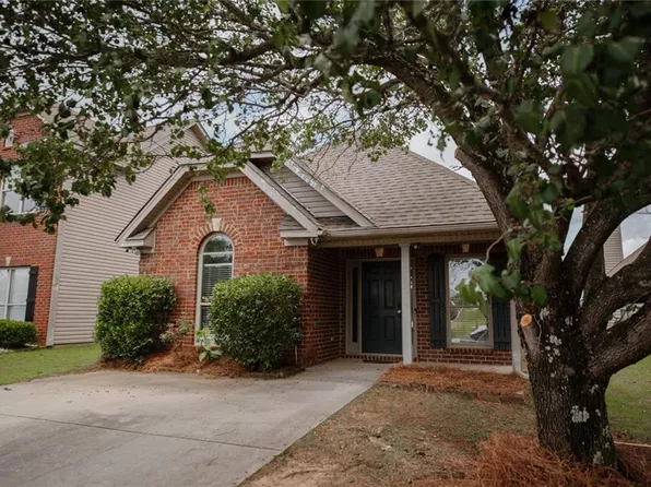 464 Park Lake Dr, Montgomery, AL 36117