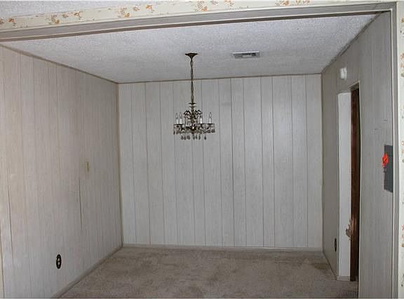 4th image of 6426 NW Columbia Ave