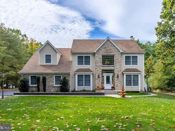 312 Prospect Ave, Erial, NJ 08081