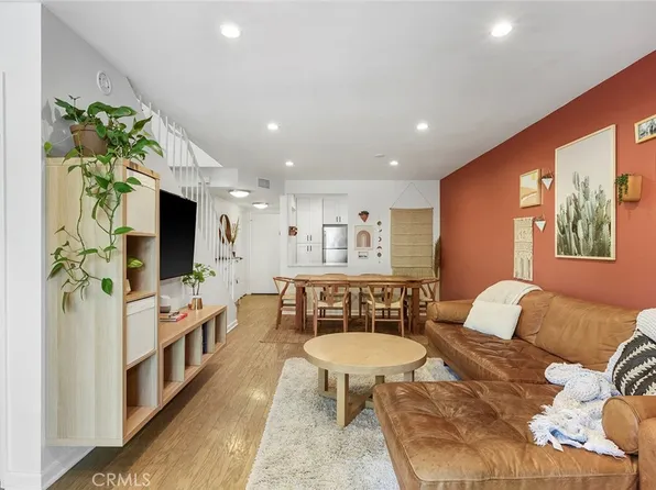 15215 Magnolia Blvd Unit 104, Sherman Oaks, CA 91403