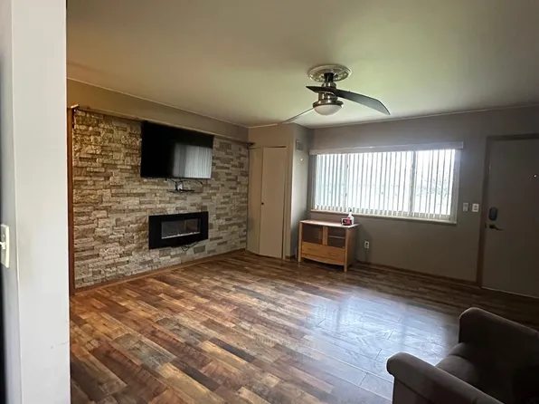 16046 Holz Dr Unit 44, Southgate, MI 48195