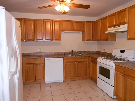 2nd image of 15630 Lawndale Ave