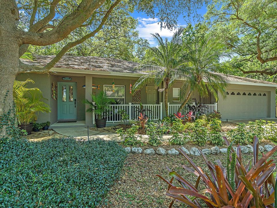 1st image of 2720 Forest Ln