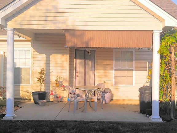 4th image of 296 Briarstone Dr