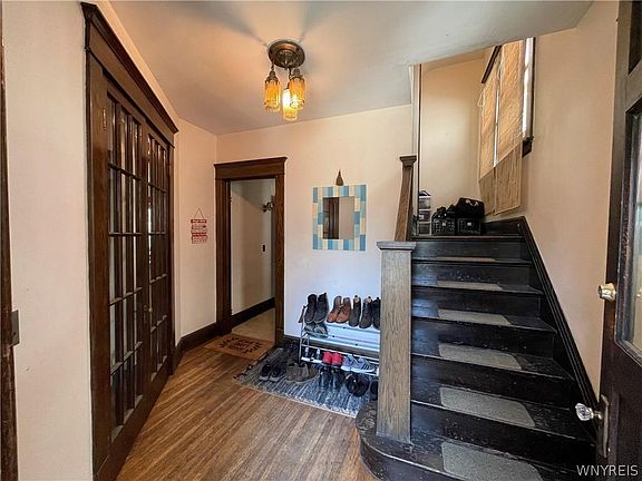 4th image of 68 Fairfield Ave