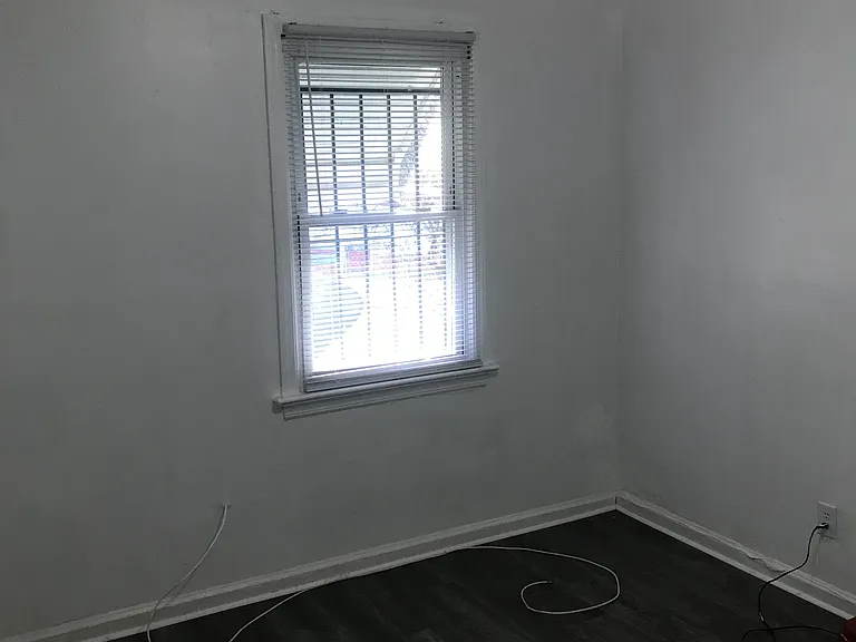 604 E Highland Ave — Photo 11