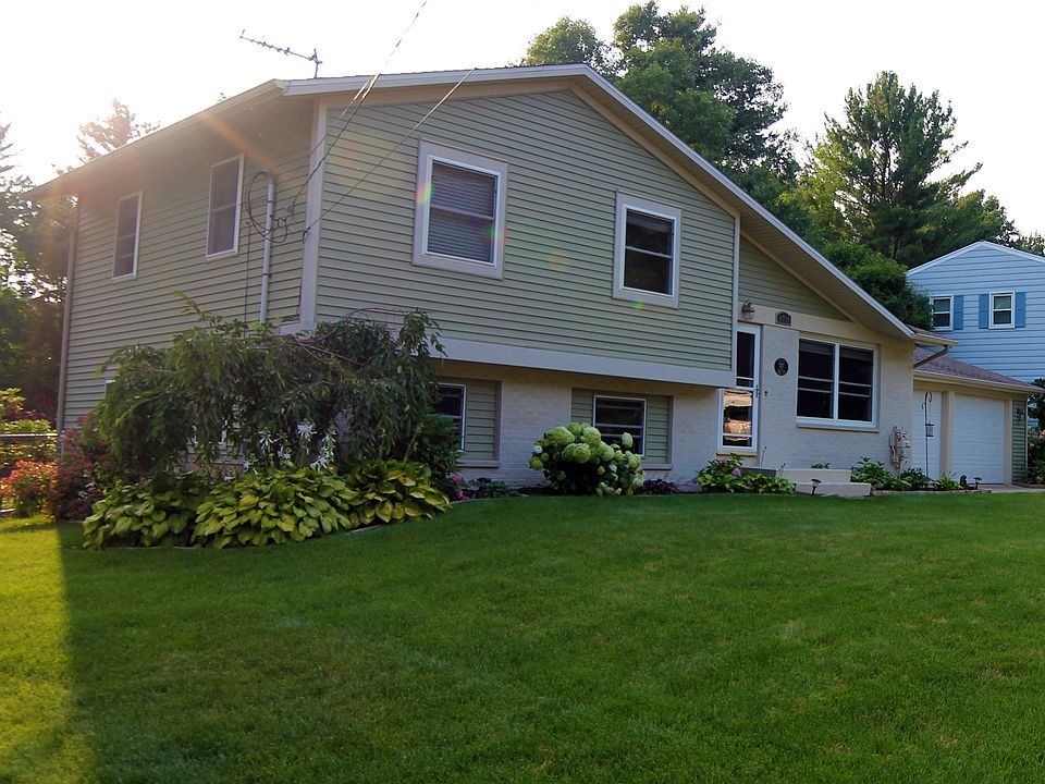 2nd image of 4719 Stony Creek Ave NW