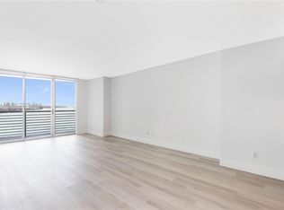 325 S Biscayne Blvd APT 2226, Miami, FL 33131