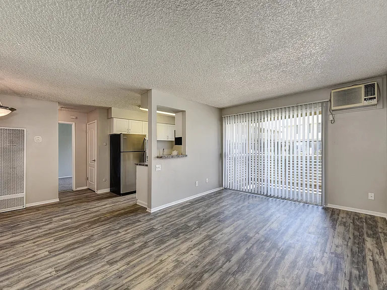 Chardonnay Ridge |One Bedroom Living Room and Kitchen