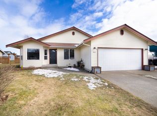 860 Fern Dr, Lynden, WA 98264