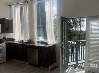 1402 N San Remo Dr, Pacific Palisades, CA 90272