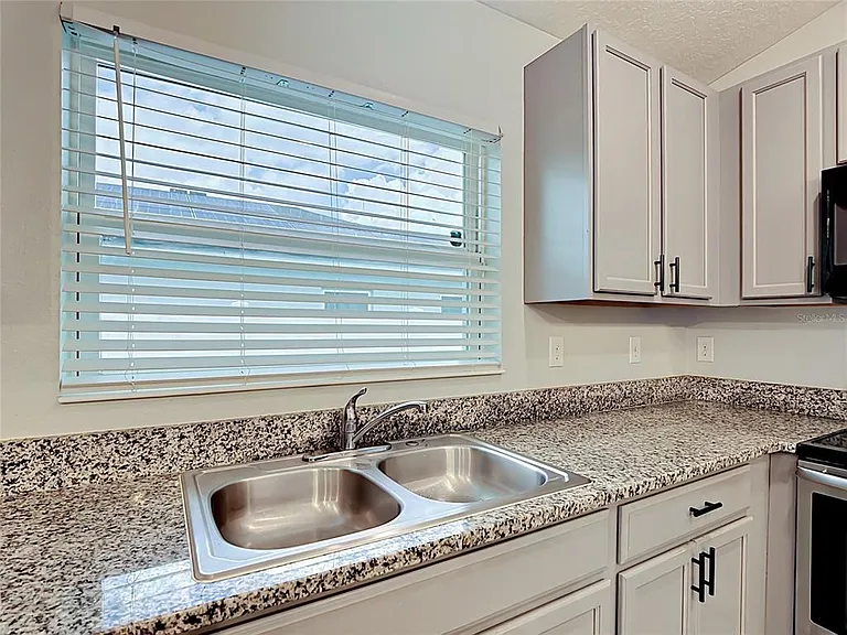 3040 Lakes Crest Ave — Photo 31