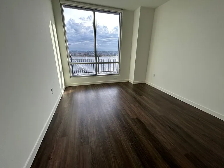 103 E 3rd St. - The Hayden — Photo 24