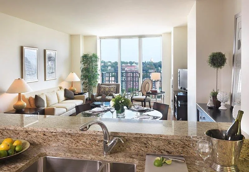 1 W Exchange St #2305