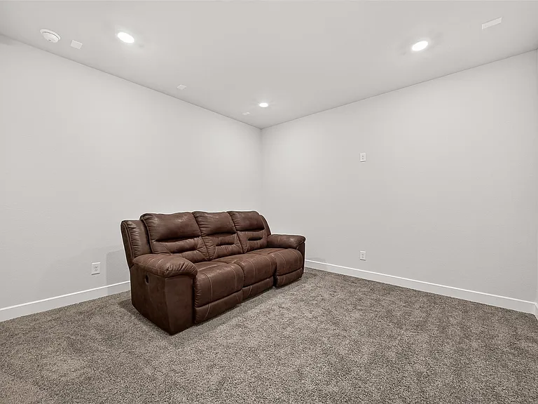 21231 Aristad Ln — Photo 40