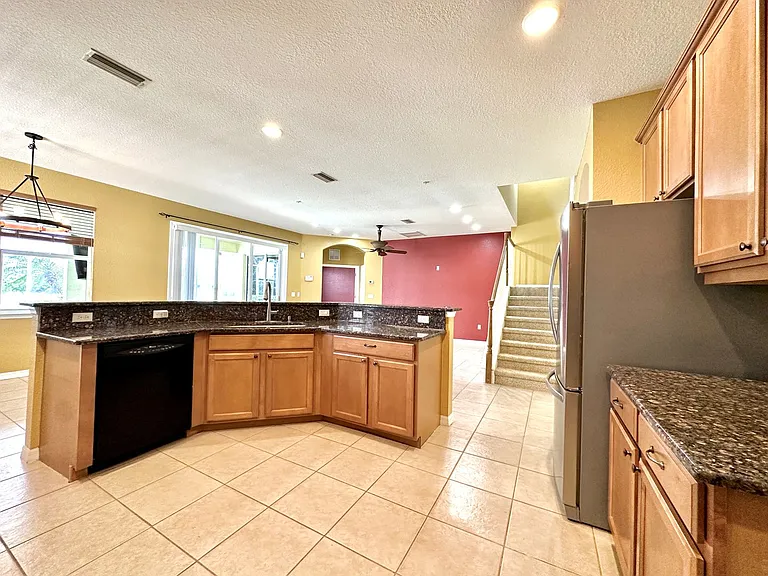 1799 Scarlett Ave — Photo 11