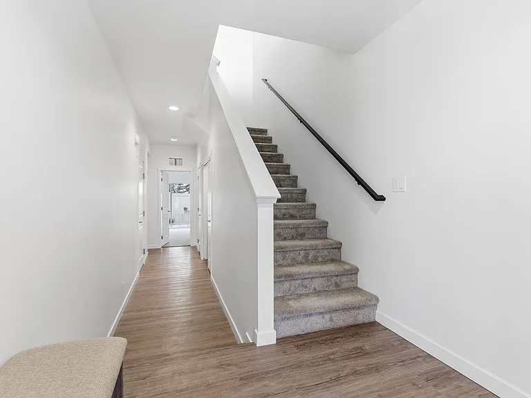 510 Diamond Ln — Photo 22