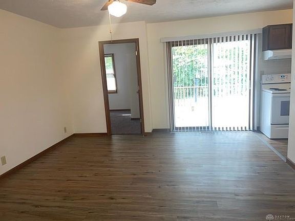 2nd image of 1300 Urban Ave #1302