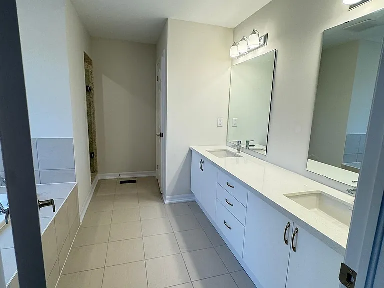 232 Warden St — Photo 25
