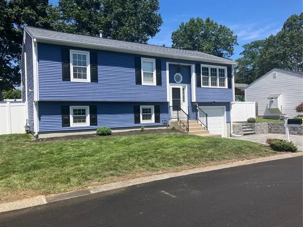 10 Hill St, North Providence, RI 02904