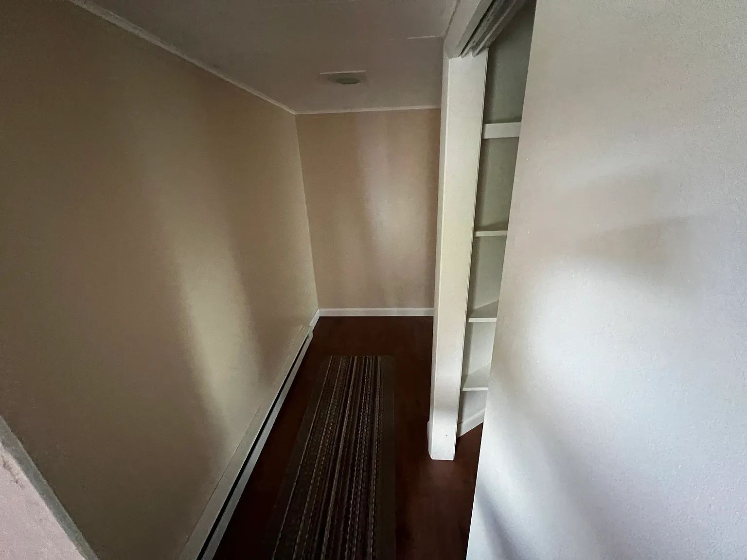 1 bed, 600 sqft, $1,000 — Photo 4