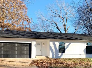 101 W Waco Pl, Broken Arrow, OK 74011