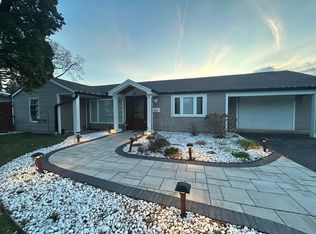 532 N Randall Rd, Aurora, IL