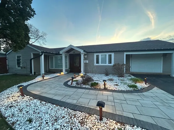 532 N Randall Rd, Aurora, IL 60506