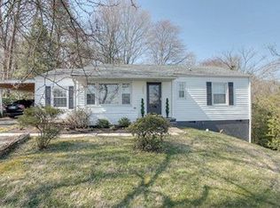 1421 Audena Ln, Knoxville, TN 37919