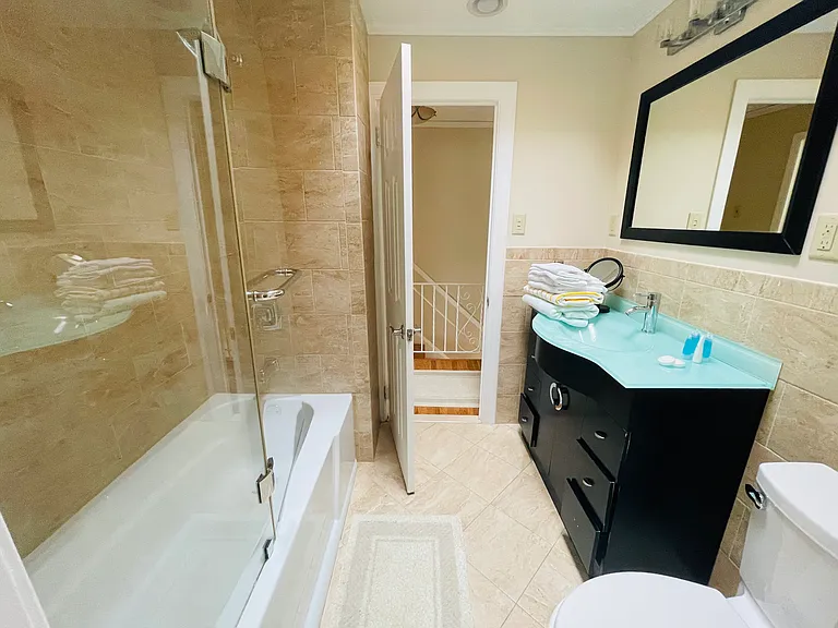 8831 Macon St — Photo 10