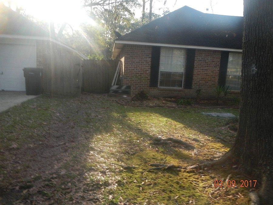 2nd image of 2613 Rue Weller