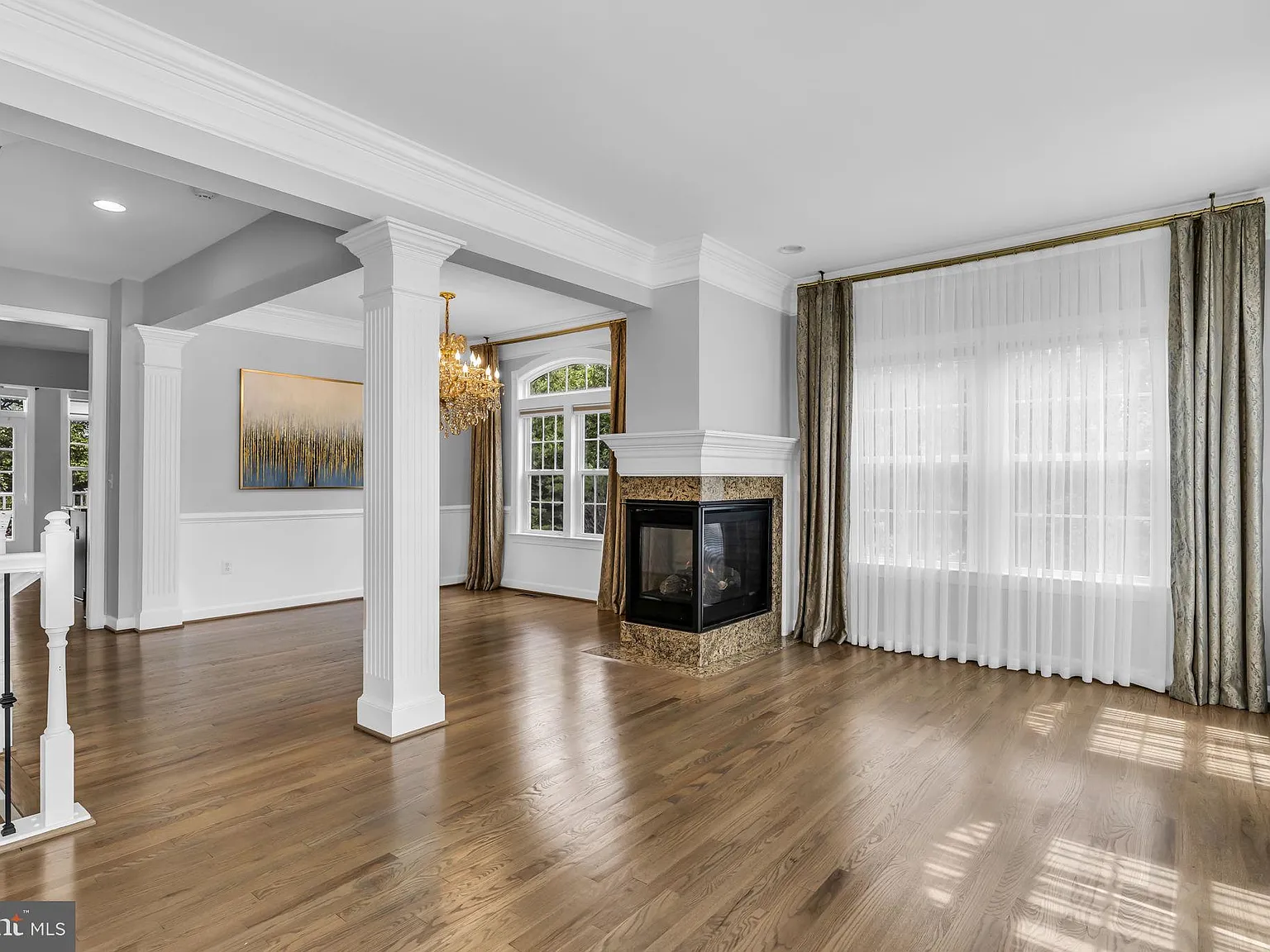 3 bed, 3.0 bath, 2889 sqft, $3,500 — Photo 4