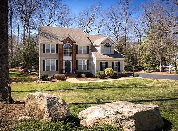 2nd image of 4430 Briarwick Dr