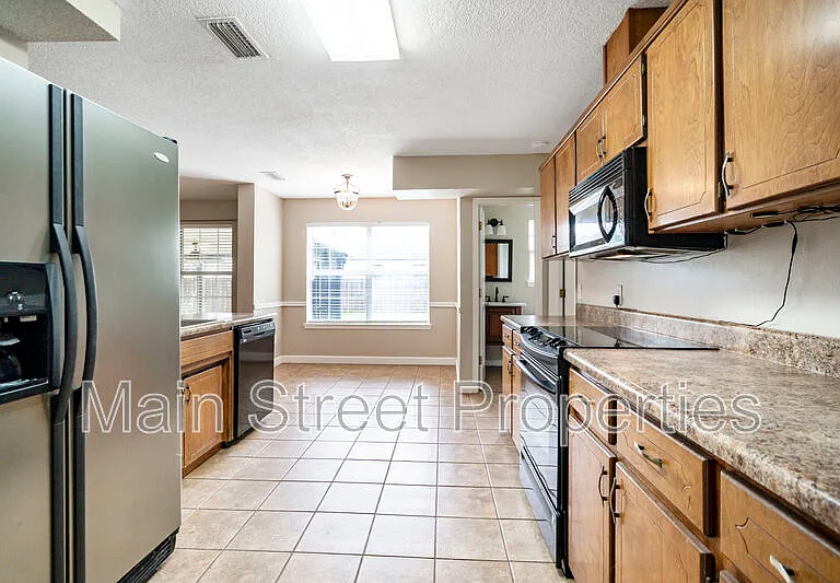 5320 Powrie Dr — Photo 6
