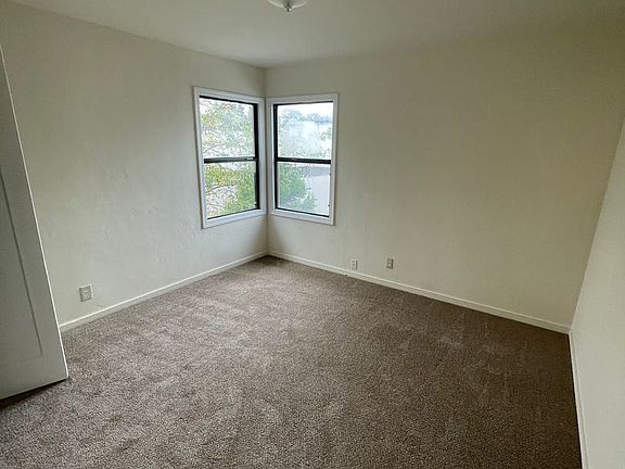 4th image of 341 Ramona St APT 4