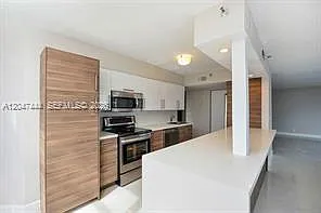 19195 NE 36th Ct #905 — Photo 25