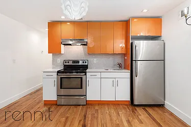 Rented by Rennit Inc.