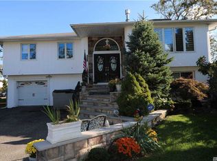 2540 April Ln, Bellmore, NY 11710