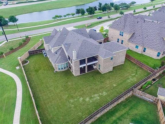 3rd image of 2963 England Pkwy