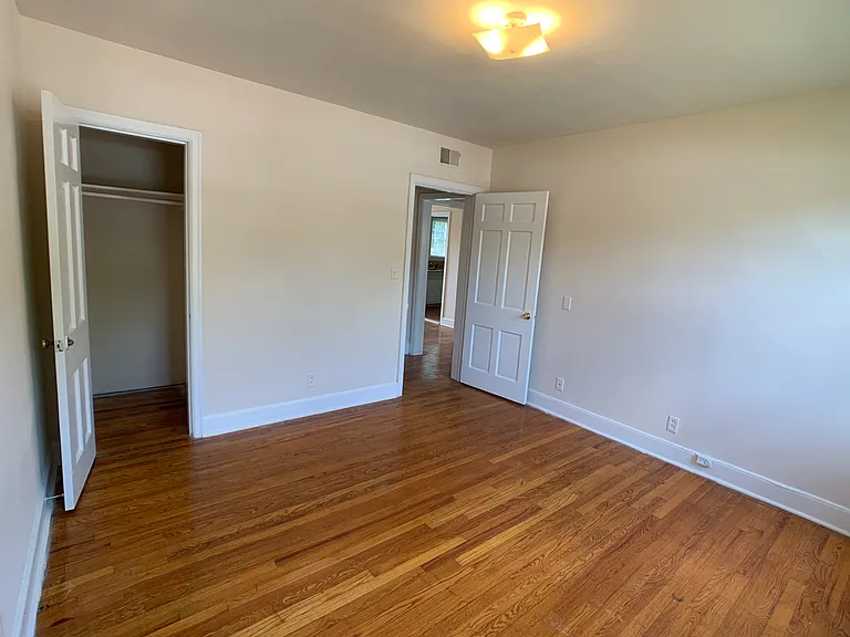 917 Oxmoor Rd #201 — Photo 18