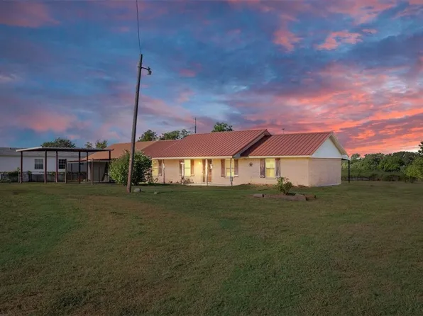 277 County Road 494 N, Chilton, TX 76632