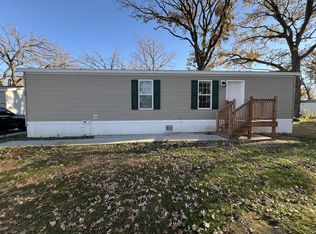 2 Bed 1 Bath Single Section plan