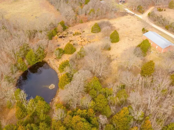 18255 Comedy Dr, Saint Robert, MO 65459