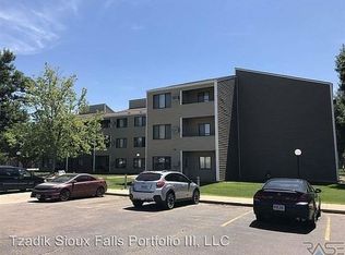 3113 W 12th St #203, Sioux Falls, SD 57104