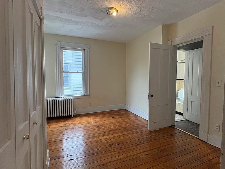 211 Norton St #2 — Photo 5