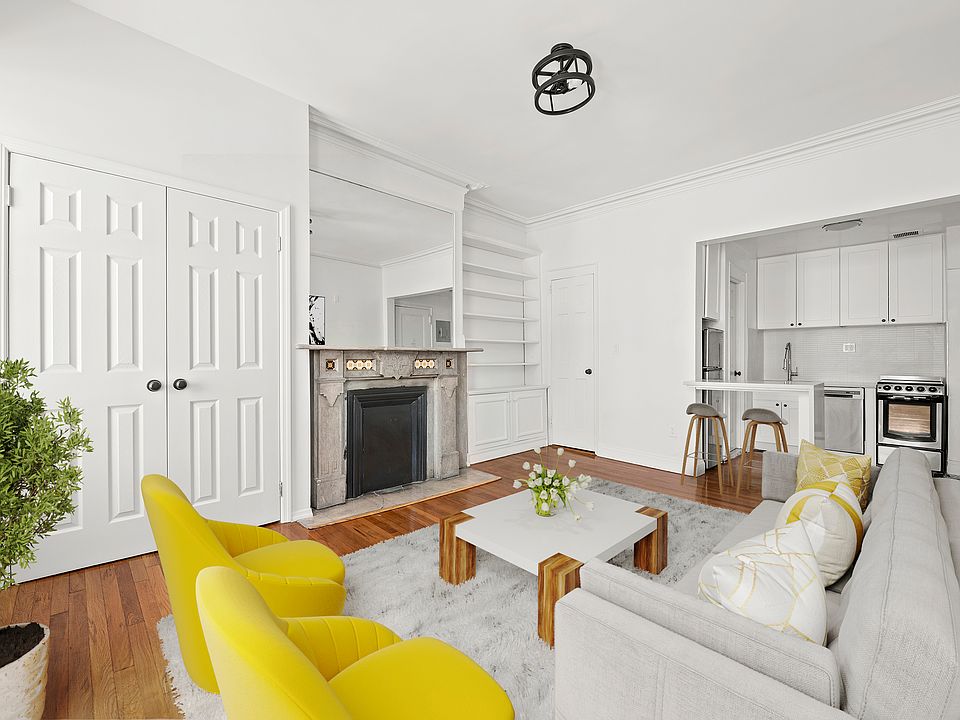 1st image of 228 W 10th St APT 3A