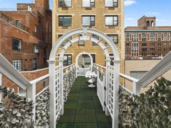 52 East 78th Street image 4 of 13