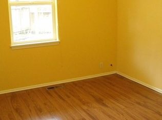 509 Walnut Pl, Springfield, OR 97477