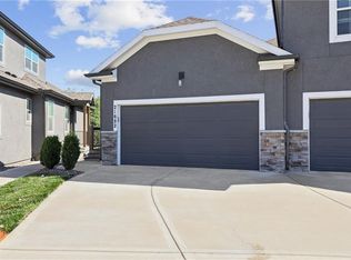 21682 W 123rd Ter, Olathe, KS 66061