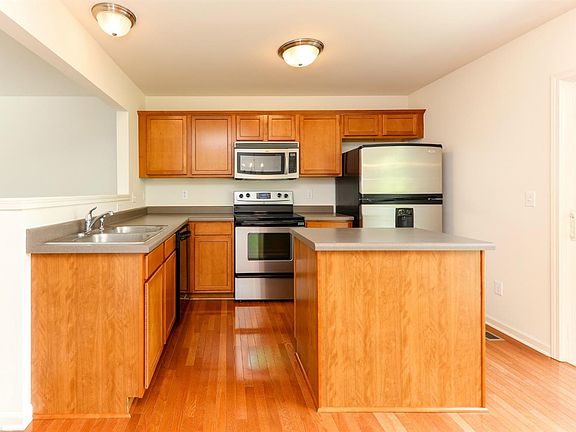 5th image of 6363 Scoter Ln